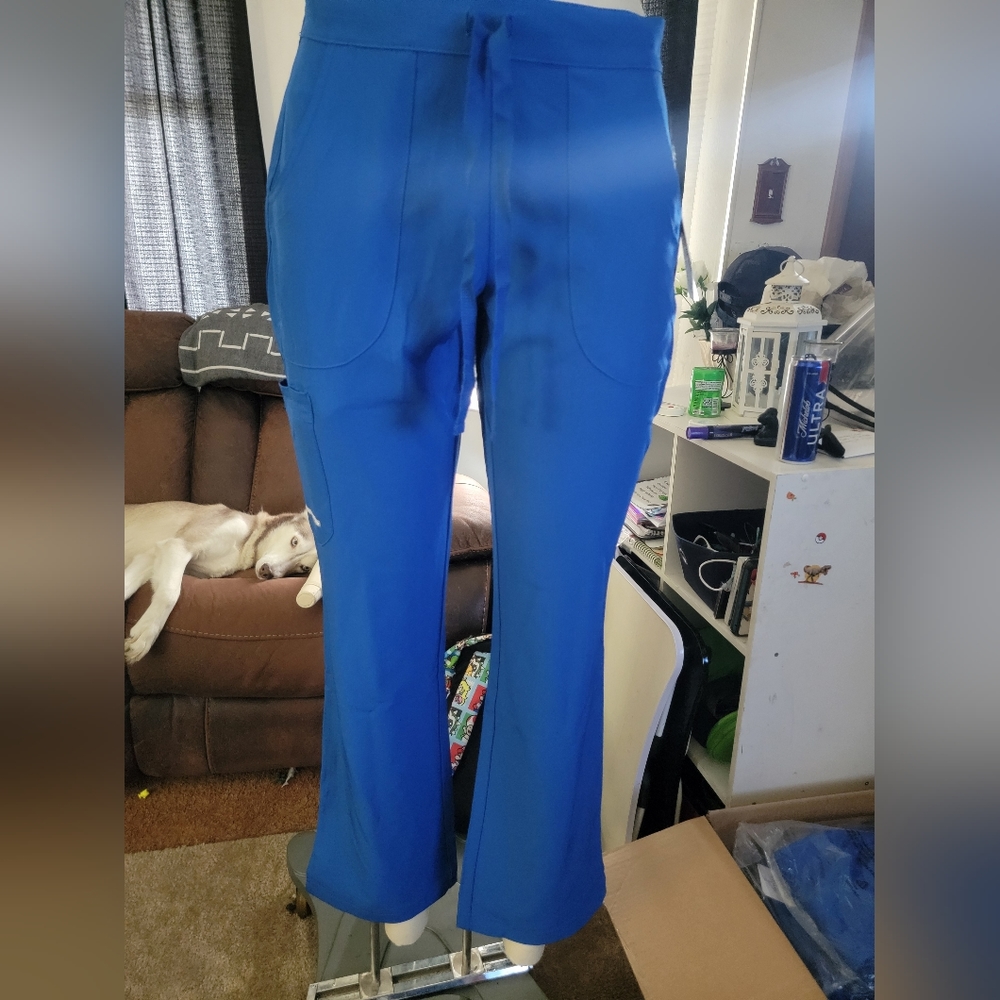 Sketchers by Barco 3 pocket cargo pants
